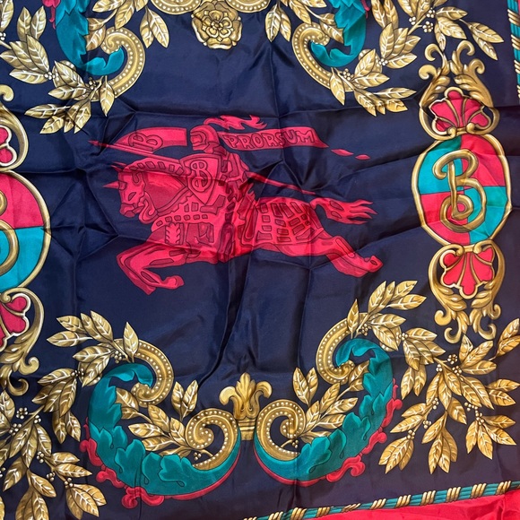 Vintage BURBERRY 100% Silk Scarf red and blues horse - Picture 3 of 7